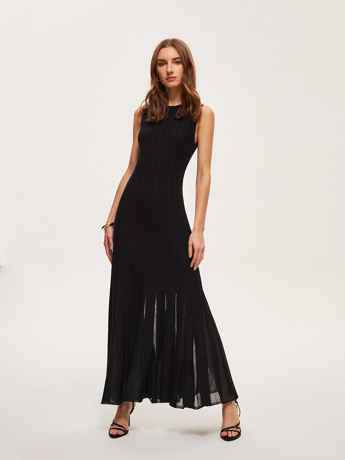 Robe longue plissée