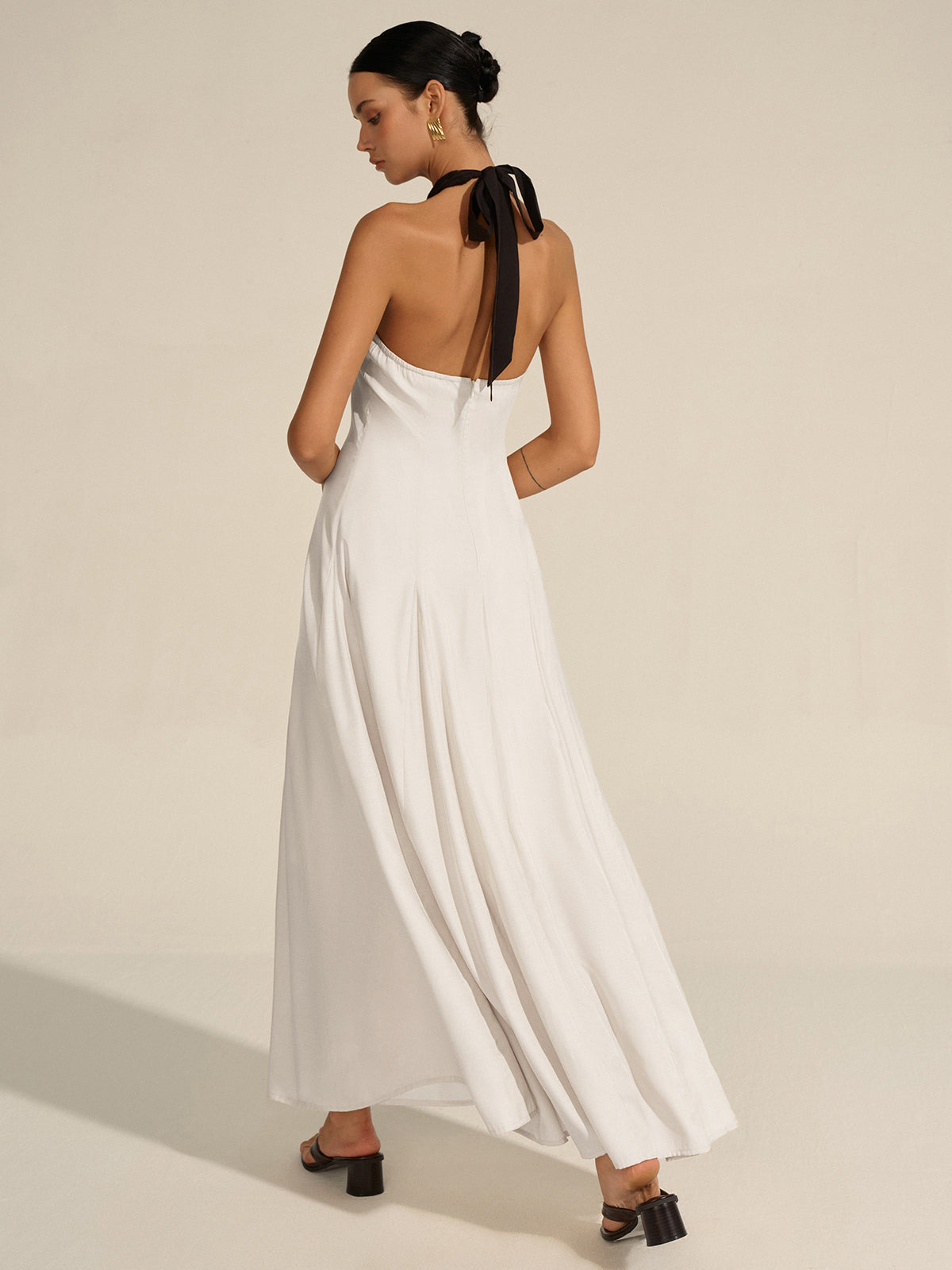 Robe longue dos nu