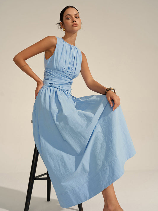 Robe midi élégante à taille drapée