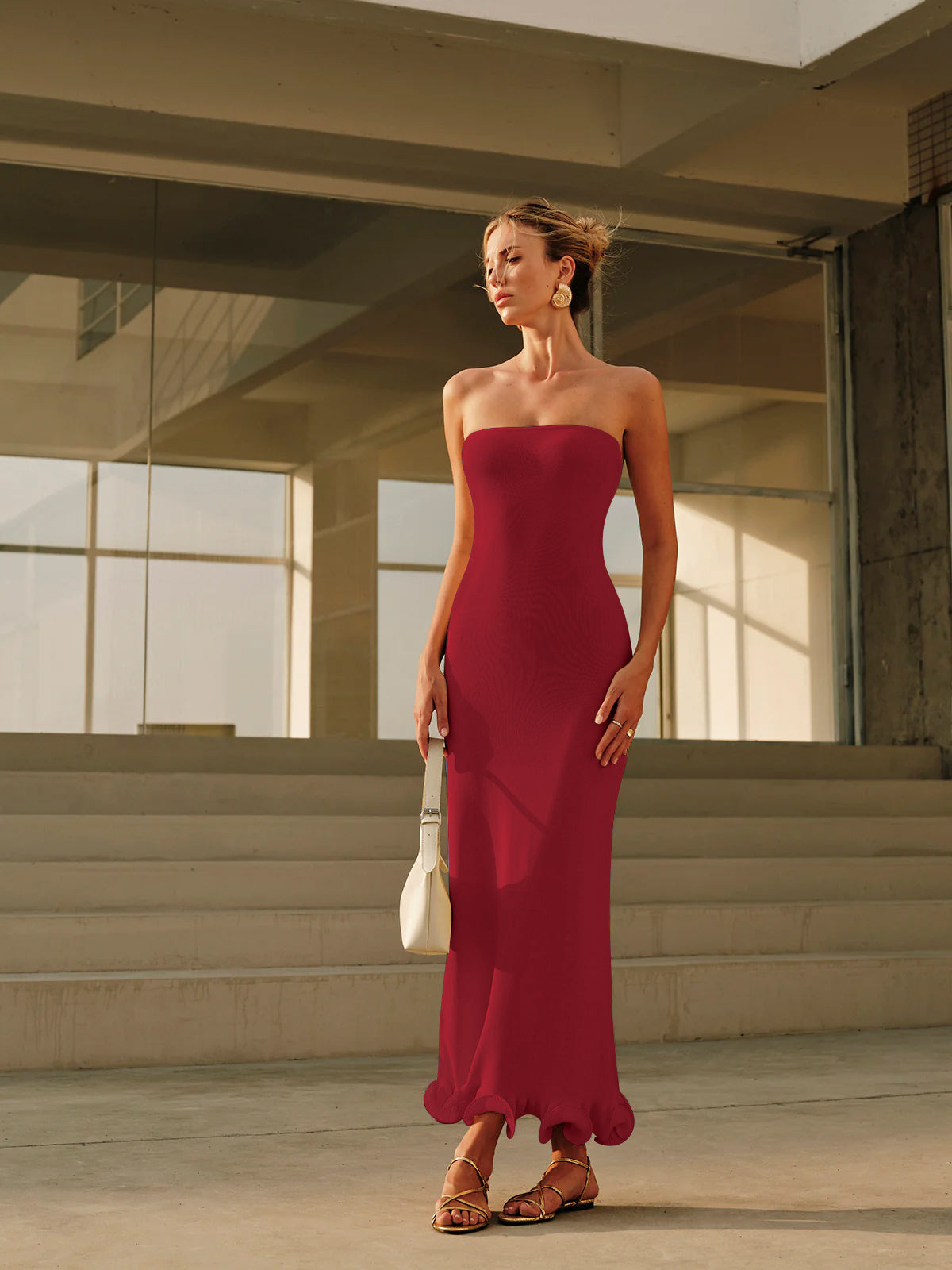 Robe longue bustier avec volants ondulés
