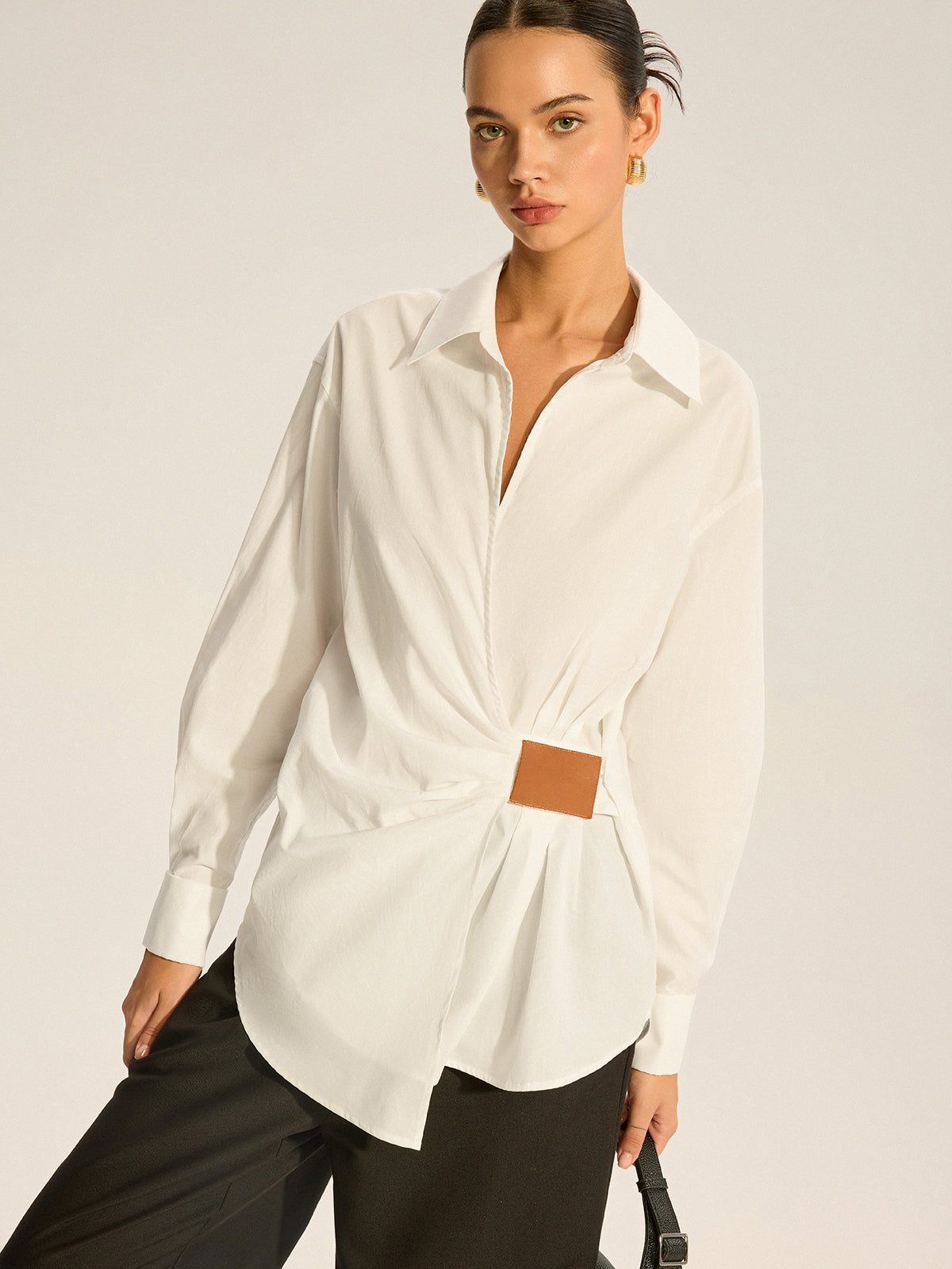 Chemise élégante à détail moderne