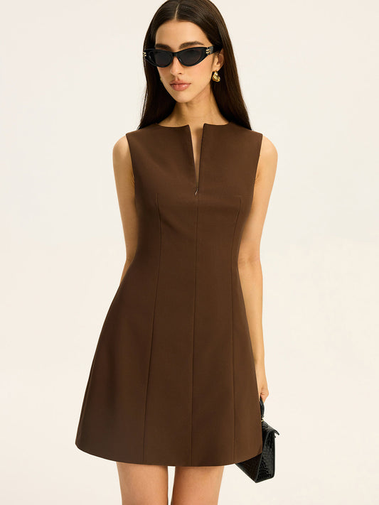 Robe courte structurée