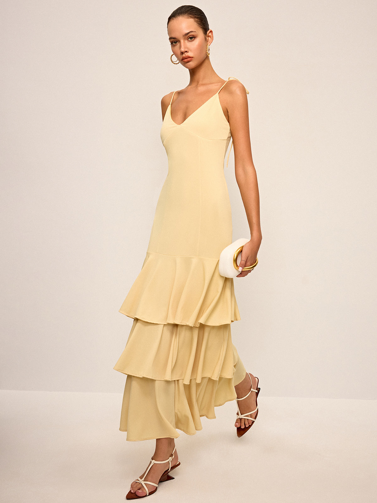 Robe longue à volants