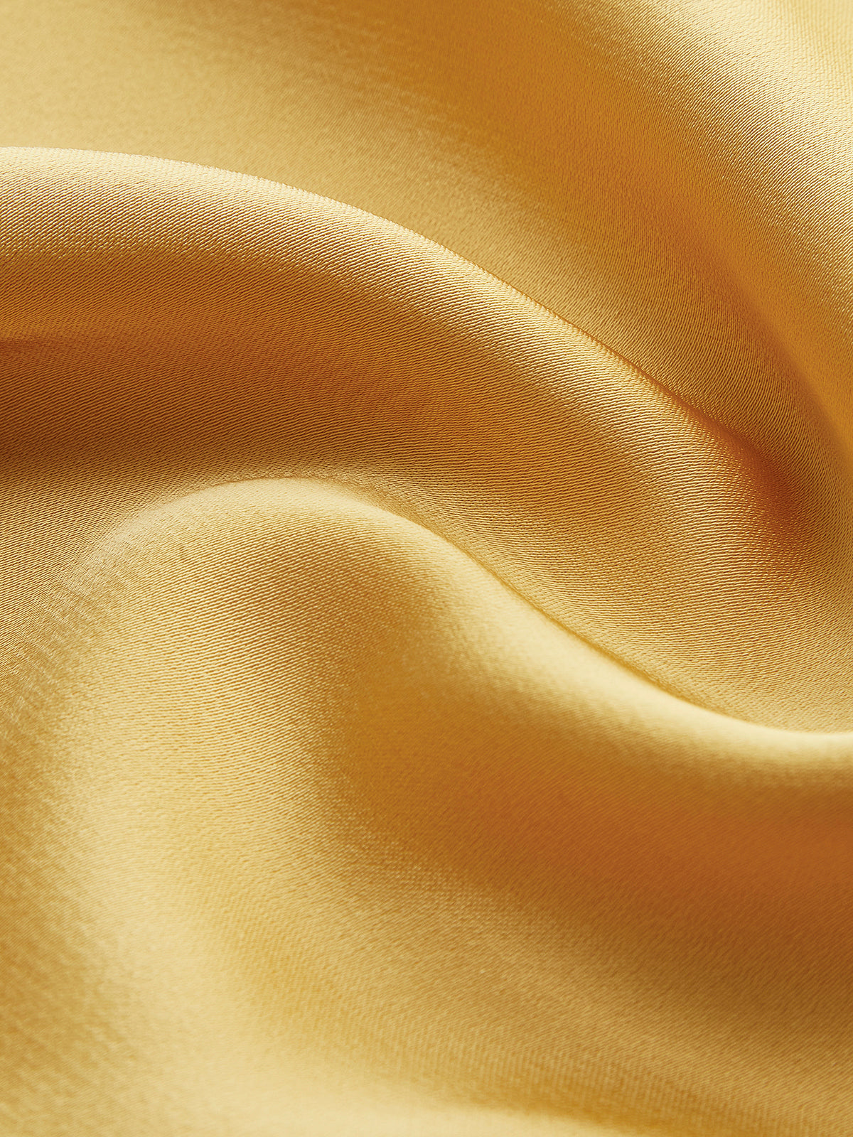 Robe longue satinée dos nu