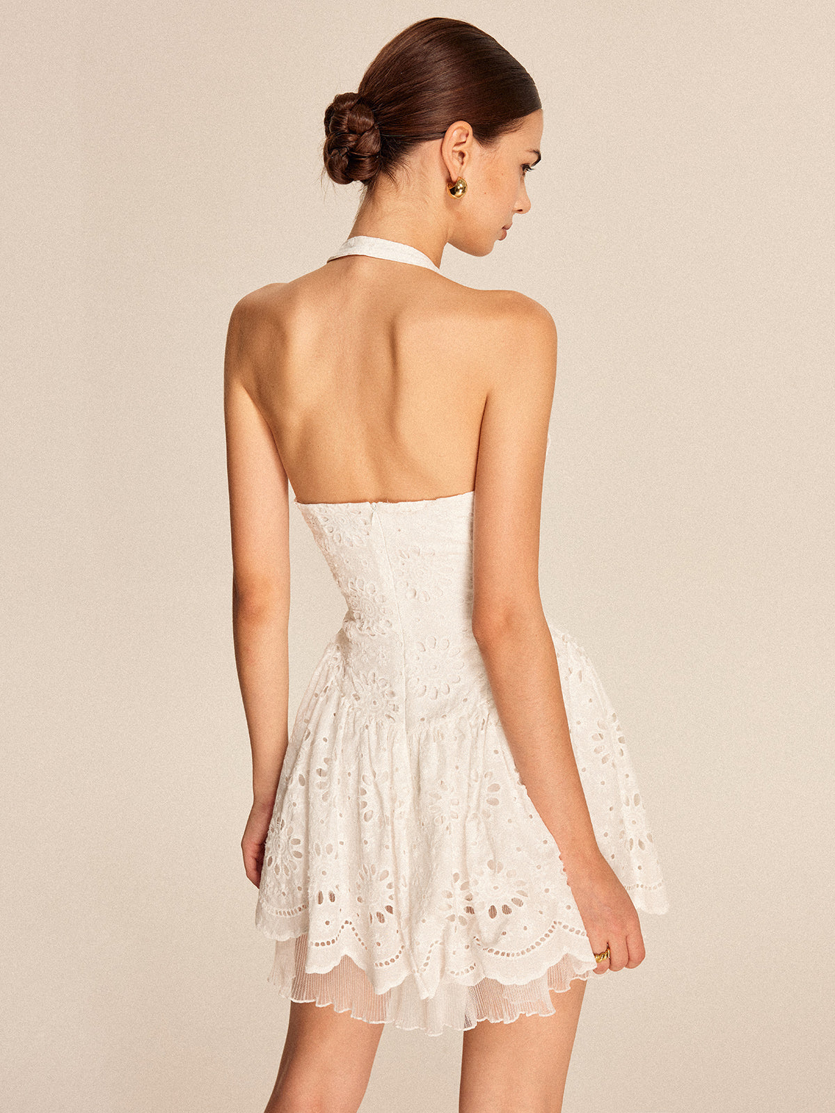 Robe courte brodée
