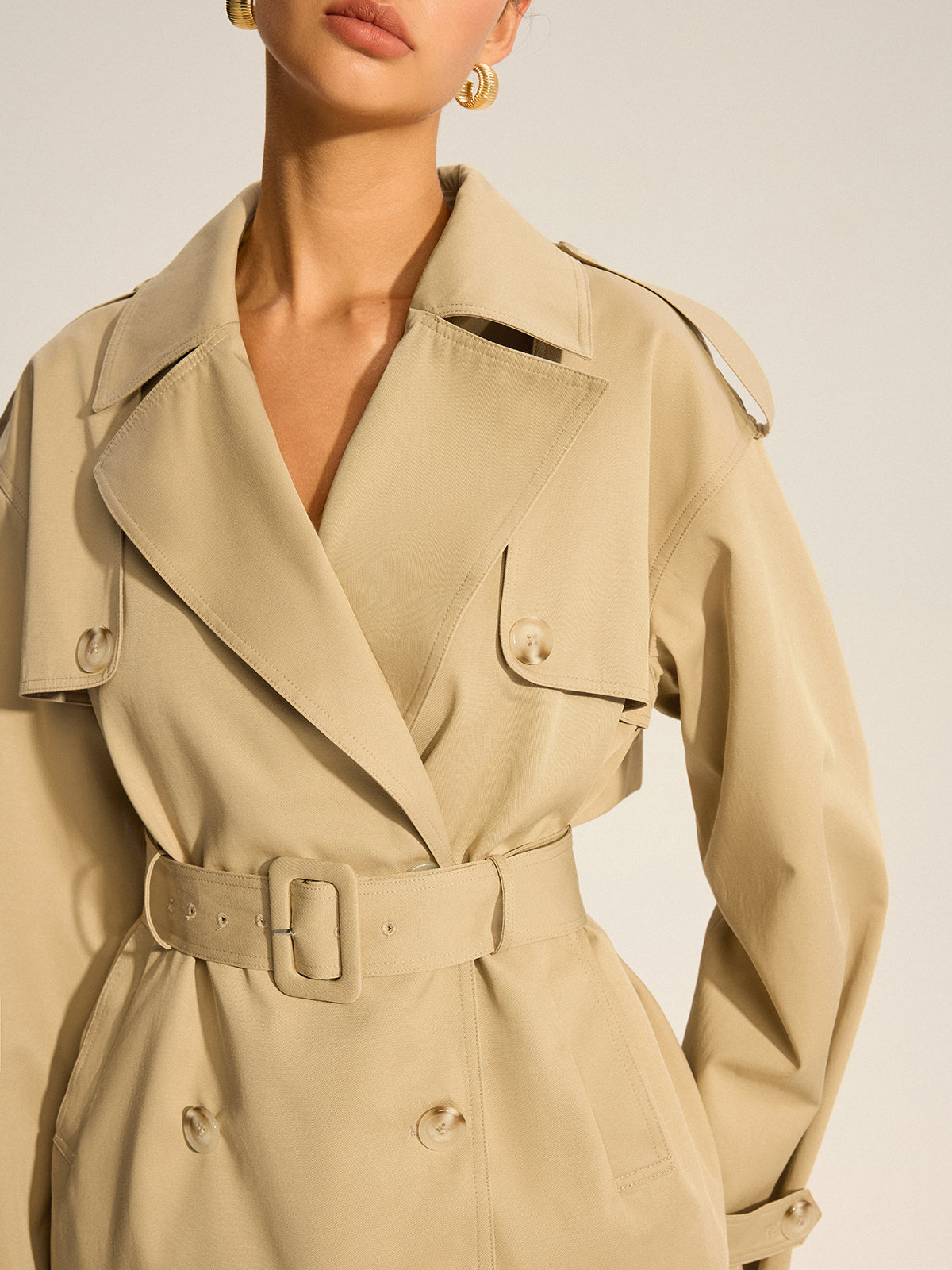 Blazer trench moderne à taille marquée